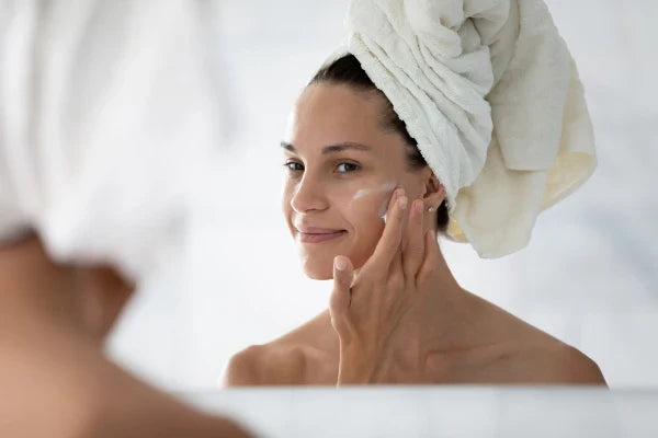Skin Cycling Explained: Transform Your Skincare Routine